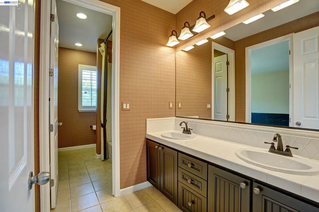 2746 Montego Bay Street Pittsburg CA 94565