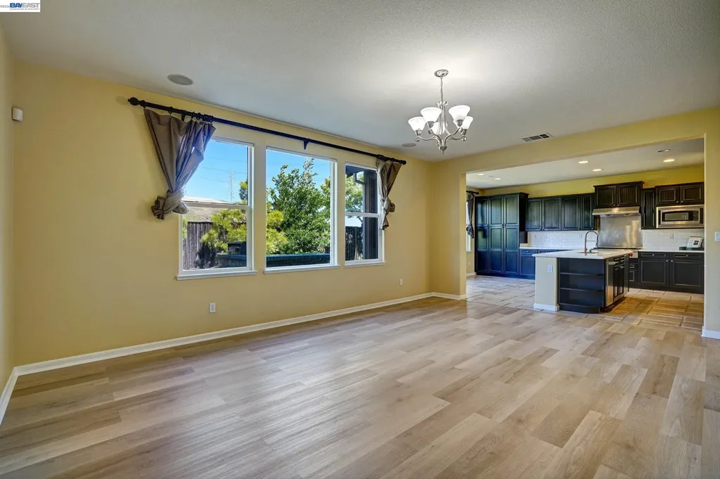 2746 Montego Bay Street Pittsburg CA 94565