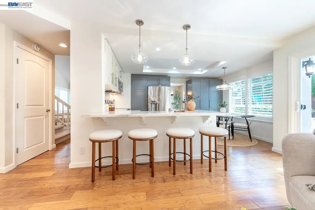32732 Goshen Street Union City CA 94587