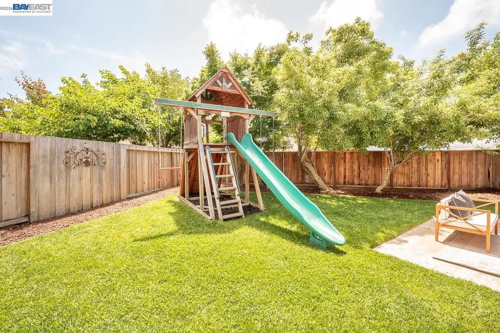 32732 Goshen Street Union City CA 94587