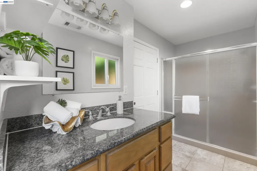 5895 Black Avenue Pleasanton CA 94566