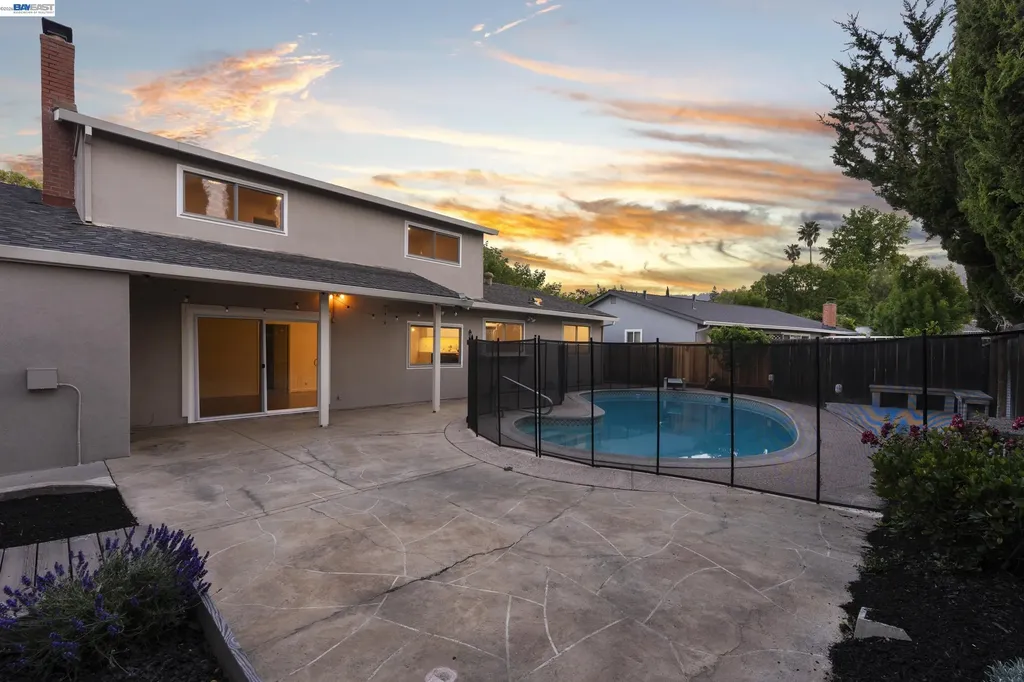 5895 Black Avenue Pleasanton CA 94566