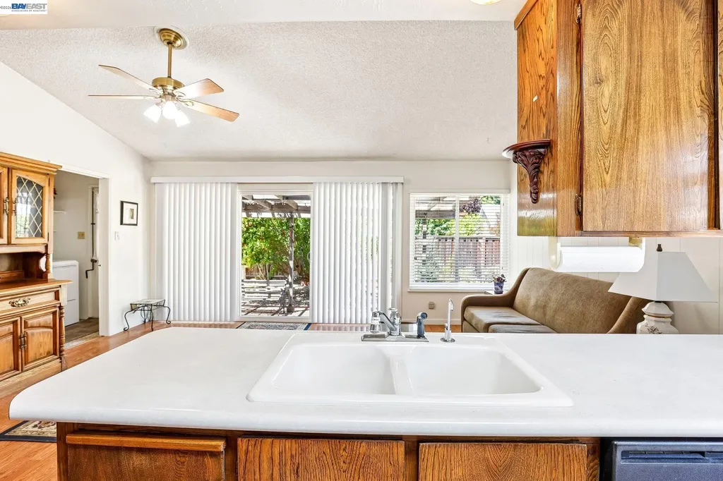 532 Curlew Road Livermore CA 94551