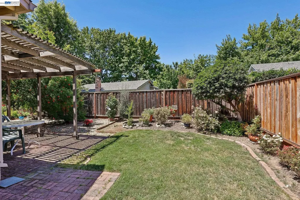 532 Curlew Road Livermore CA 94551