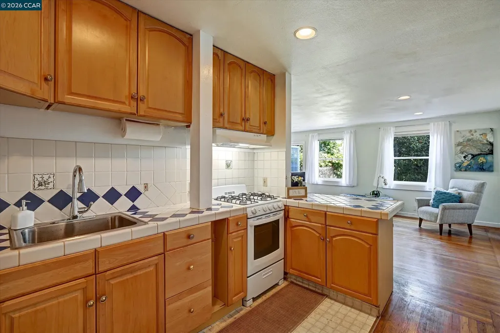 862-864 33rd Avenue San Francisco CA 94121