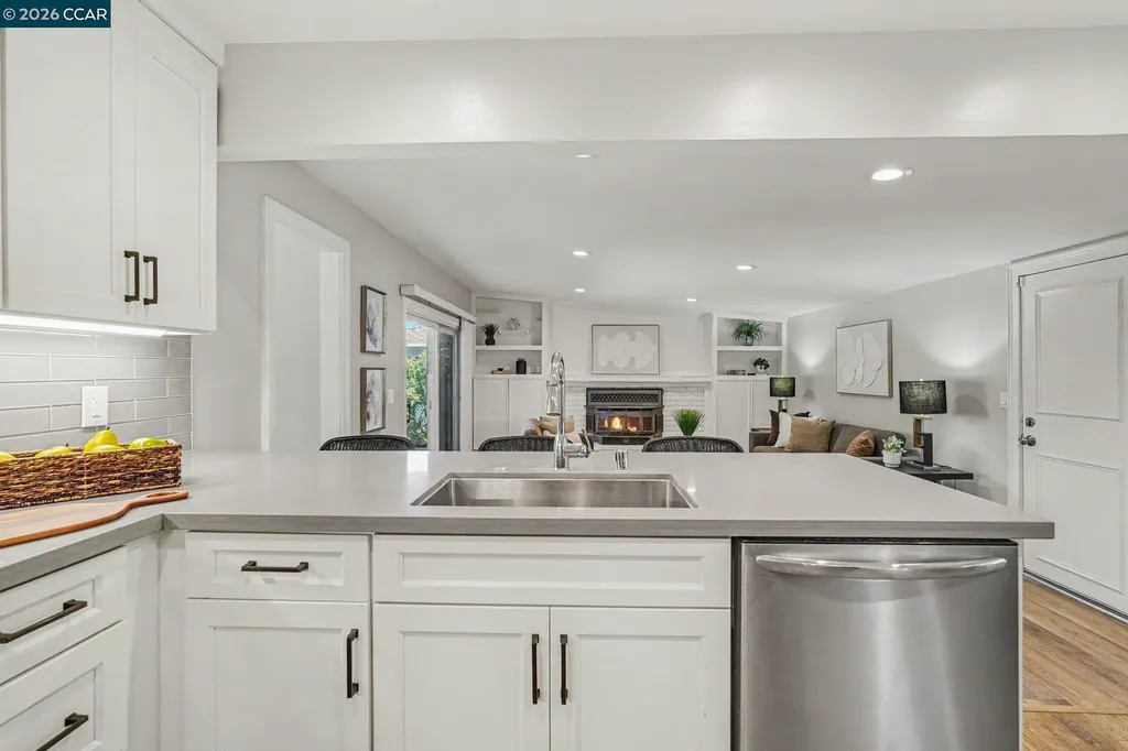 1543 American Beauty Drive Concord CA 94521