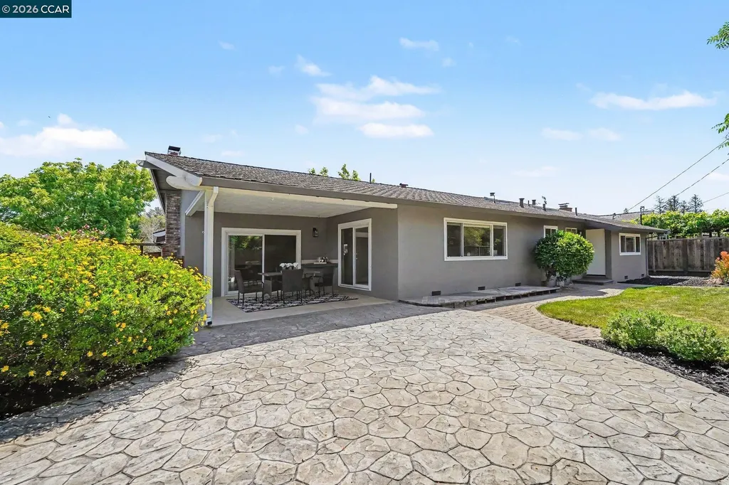 1543 American Beauty Drive Concord CA 94521