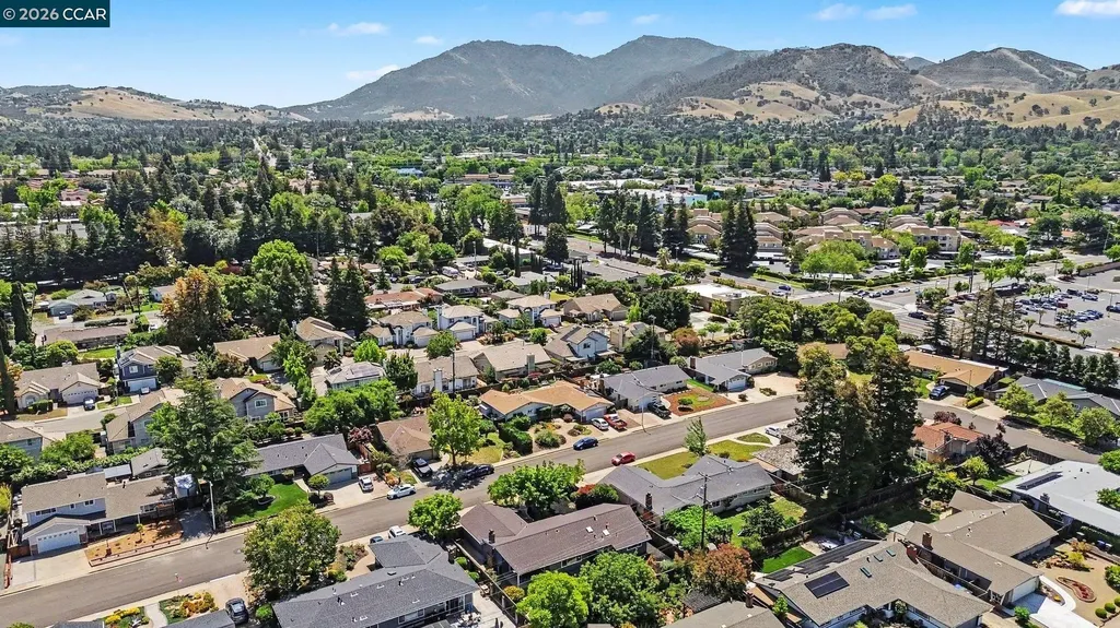 1543 American Beauty Drive Concord CA 94521
