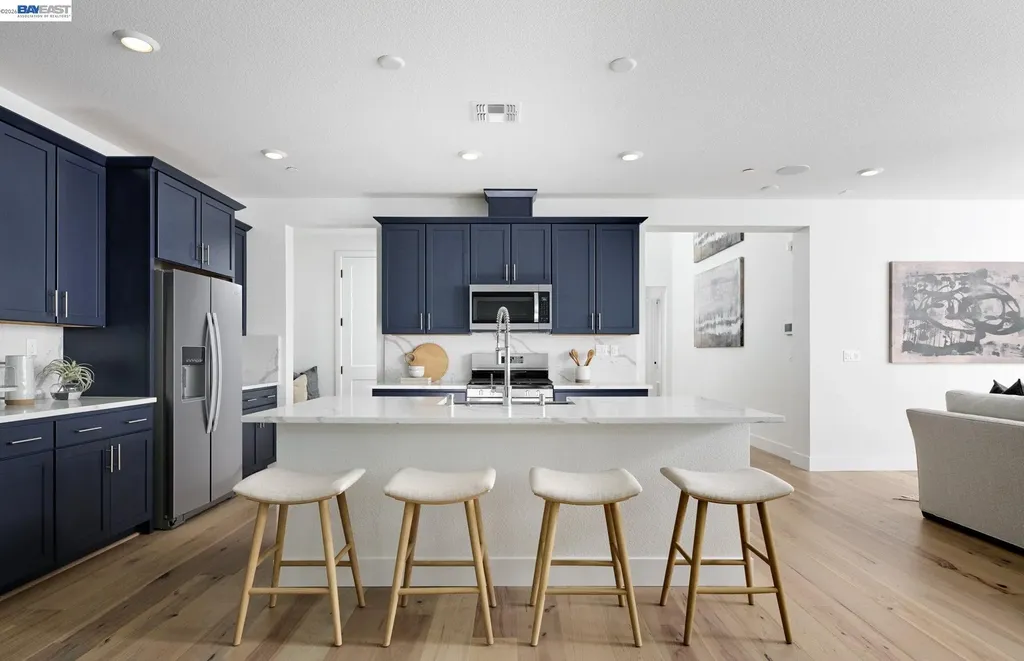 526 Lee Loop Discovery Bay CA 94505