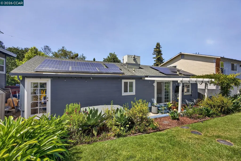 914 Vine Avenue Martinez CA 94553