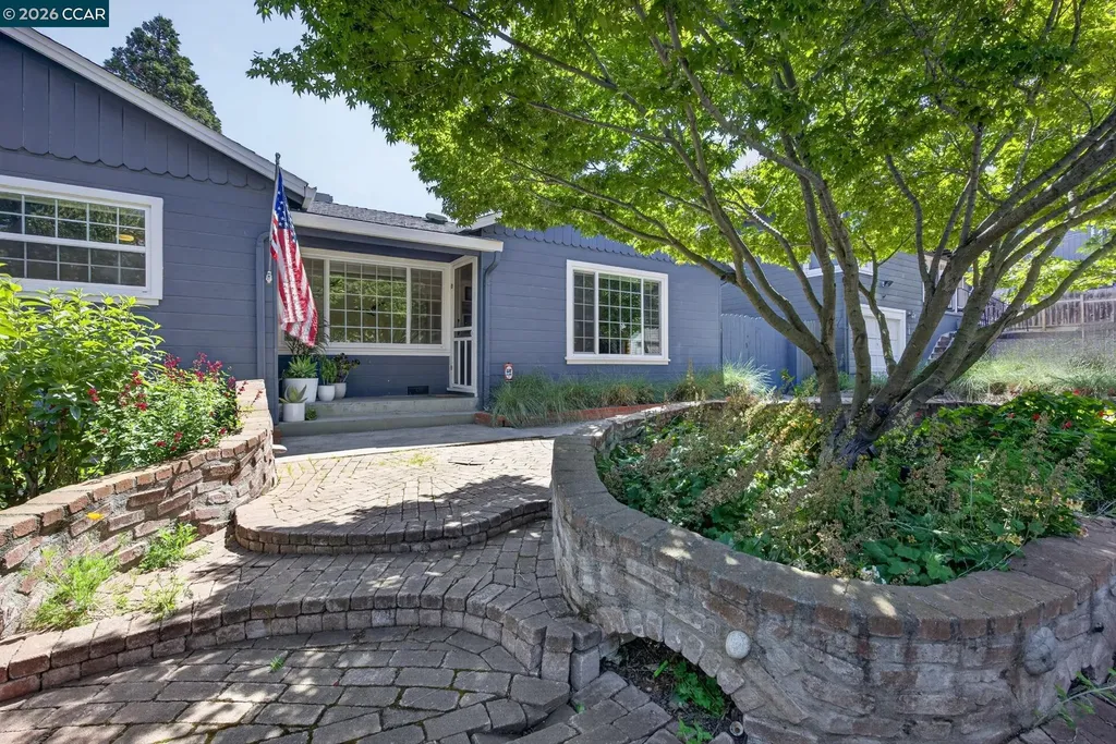 914 Vine Avenue Martinez CA 94553