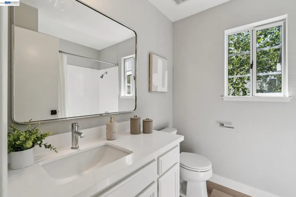 39 Benedict Court Alameda CA 94502