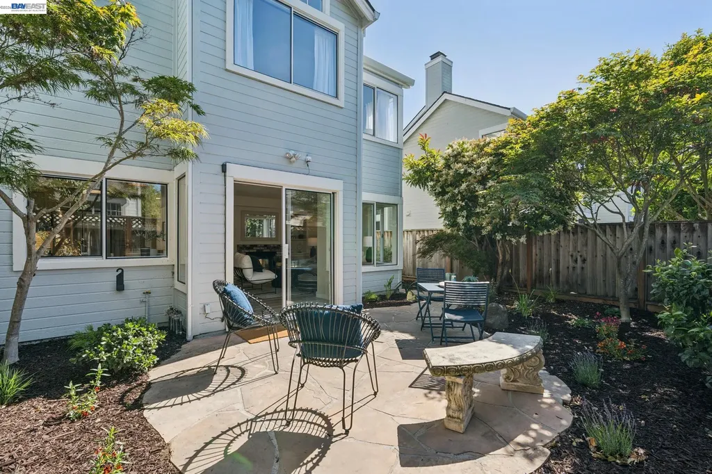 39 Benedict Court Alameda CA 94502