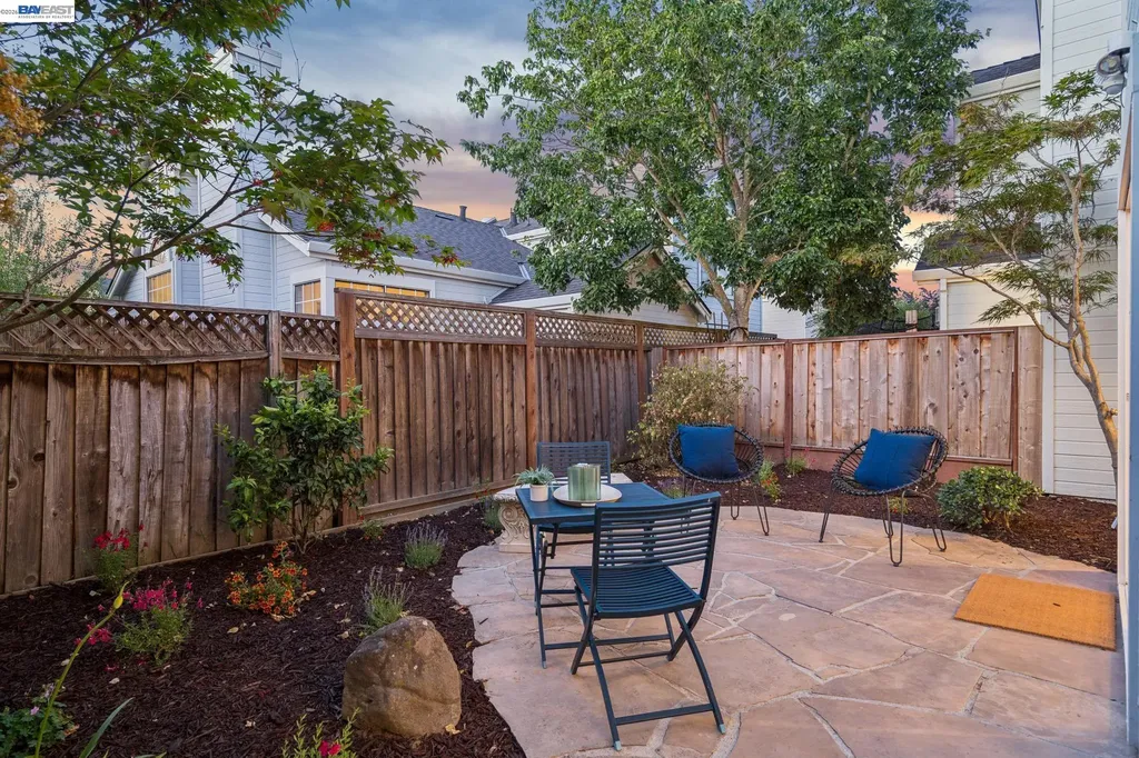 39 Benedict Court Alameda CA 94502