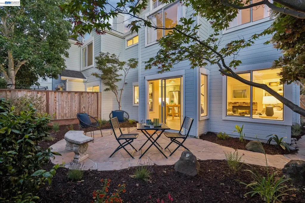 39 Benedict Court Alameda CA 94502
