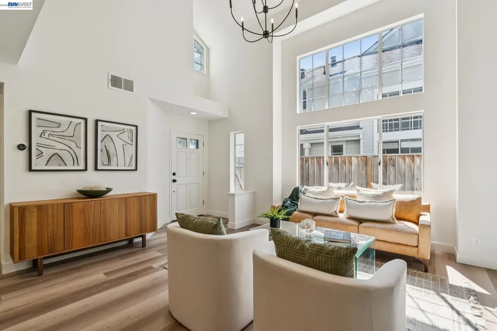 39 Benedict Court Alameda CA 94502