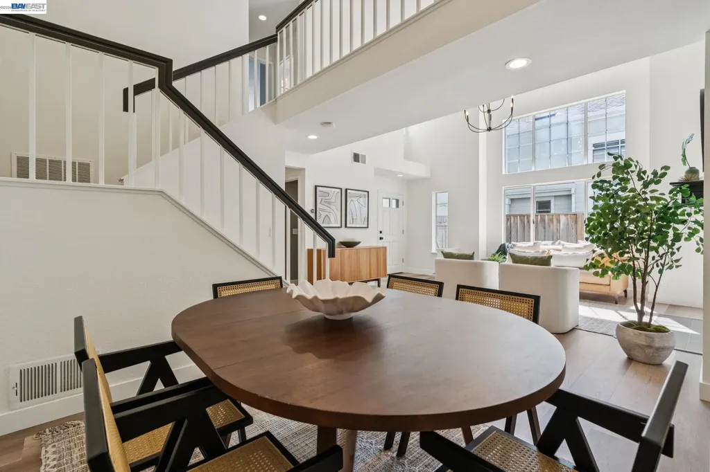 39 Benedict Court Alameda CA 94502