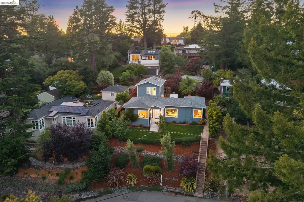 6935 Chambers Drive Oakland CA 94611