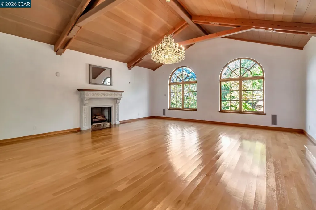 74 Yarrow Valley Lane Orinda CA 94563