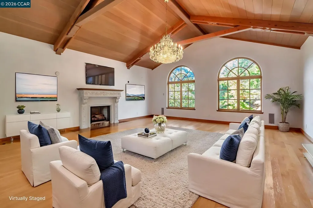 74 Yarrow Valley Lane Orinda CA 94563