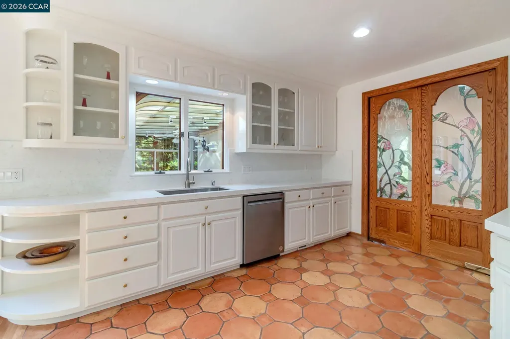 74 Yarrow Valley Lane Orinda CA 94563