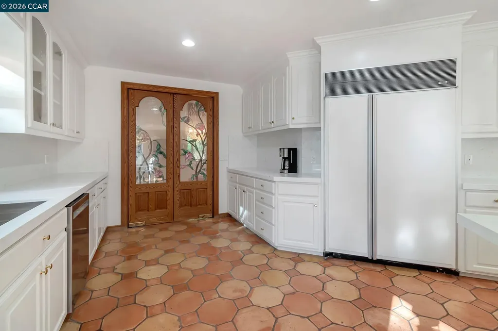 74 Yarrow Valley Lane Orinda CA 94563