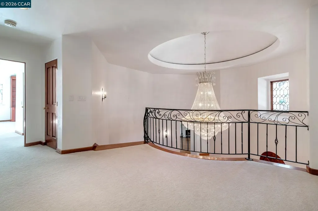 74 Yarrow Valley Lane Orinda CA 94563