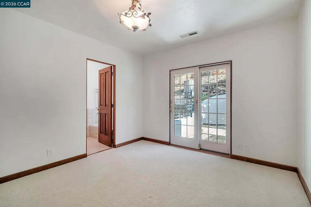 74 Yarrow Valley Lane Orinda CA 94563