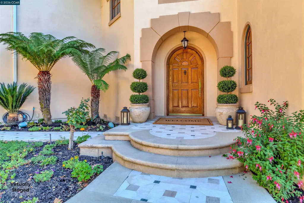 74 Yarrow Valley Lane Orinda CA 94563