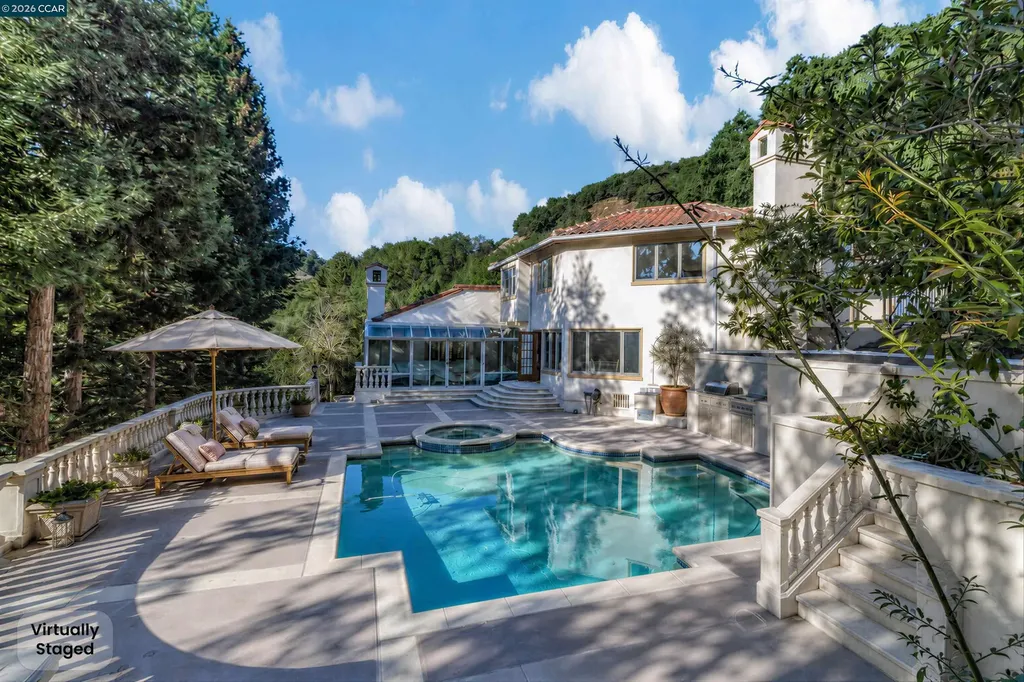74 Yarrow Valley Lane Orinda CA 94563