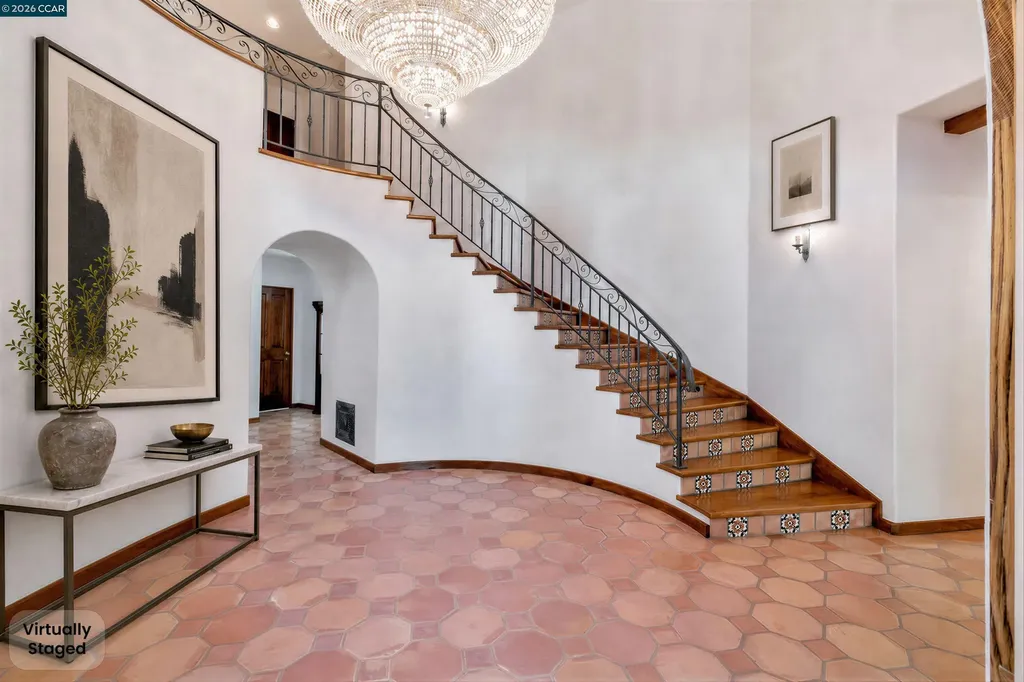 74 Yarrow Valley Lane Orinda CA 94563
