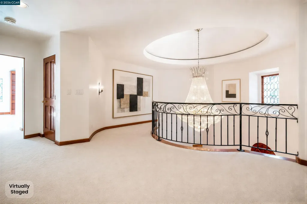 74 Yarrow Valley Lane Orinda CA 94563