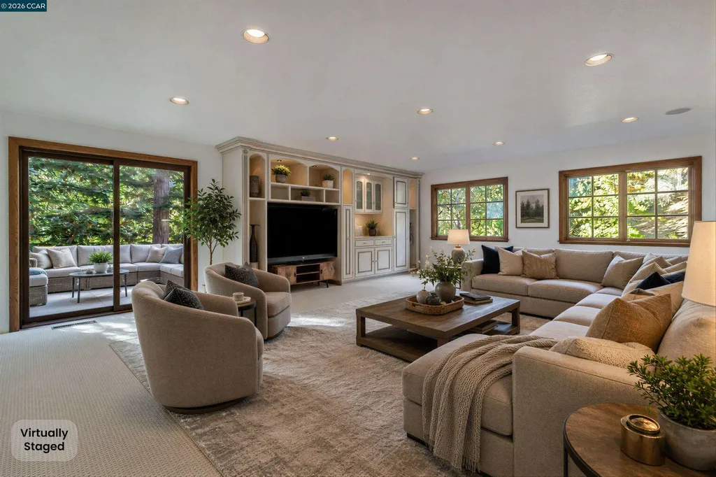 74 Yarrow Valley Lane Orinda CA 94563