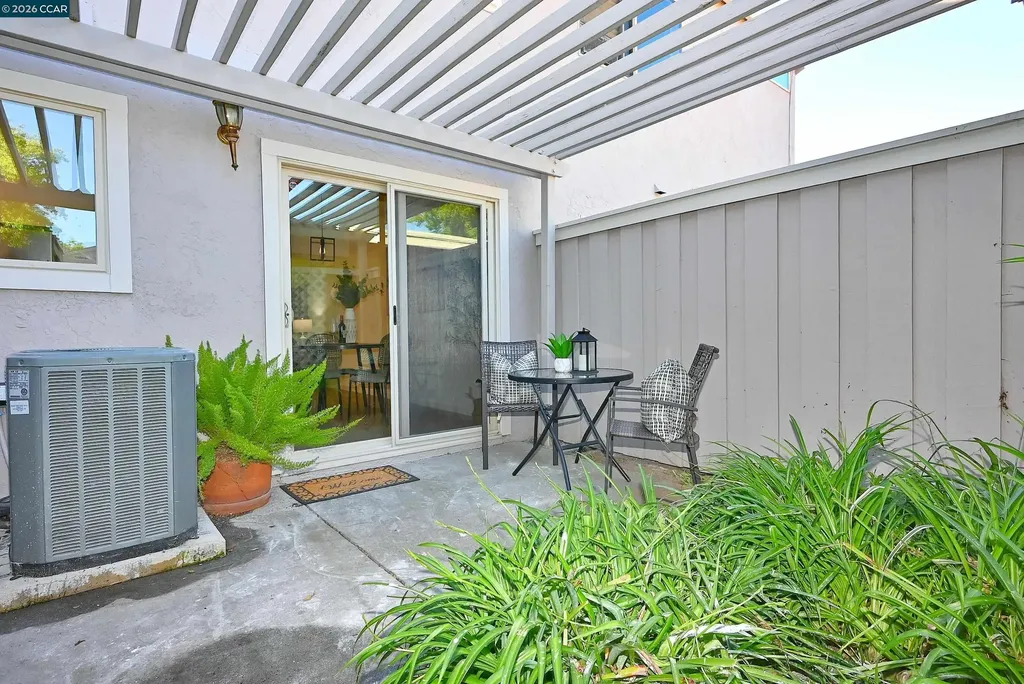 1288 Pine Creek Way Apt C Concord CA 94520