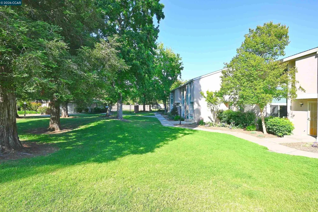 1288 Pine Creek Way Apt C Concord CA 94520