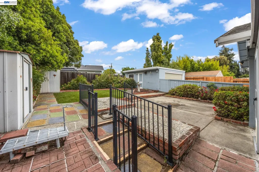 20048 Sapphire Street Castro Valley CA 94546