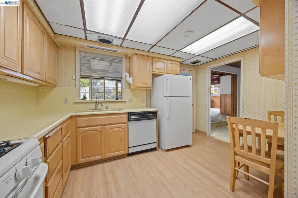 20048 Sapphire Street Castro Valley CA 94546