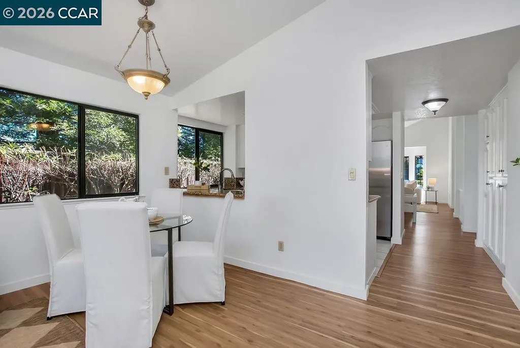 2200 Forsythia Way Martinez CA 94553