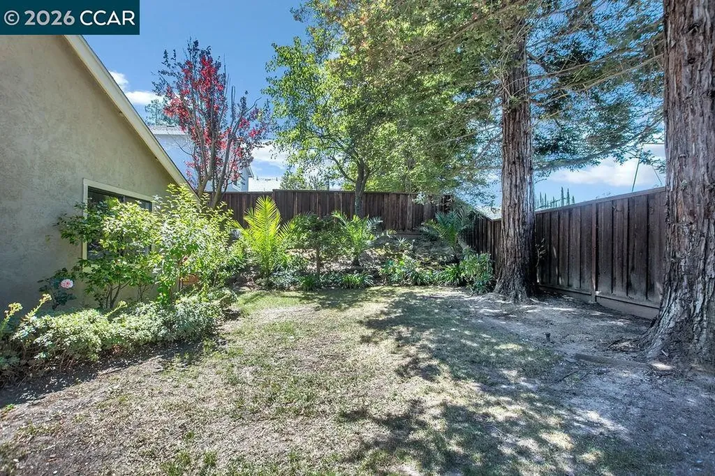 2200 Forsythia Way Martinez CA 94553