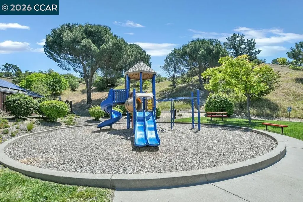 2200 Forsythia Way Martinez CA 94553
