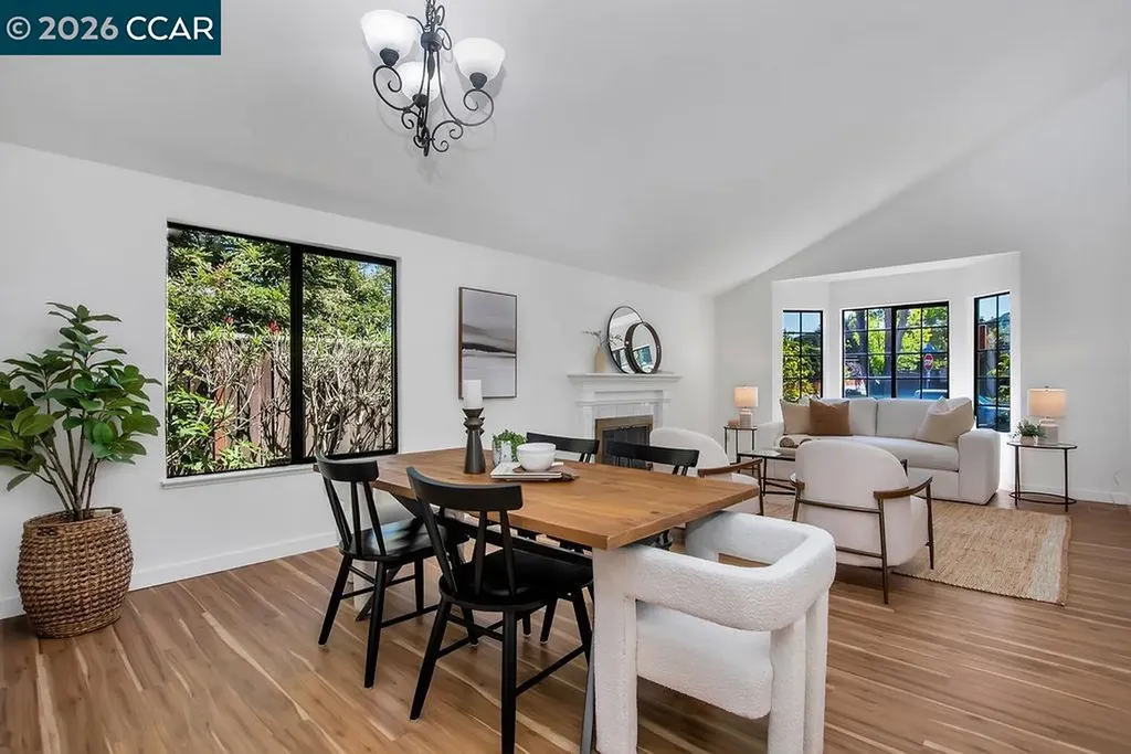 2200 Forsythia Way Martinez CA 94553