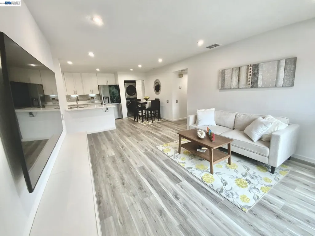 277 Hackamore Common Fremont CA 94539