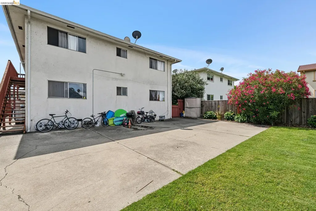 1475 166th Avenue Ashland CA 94578