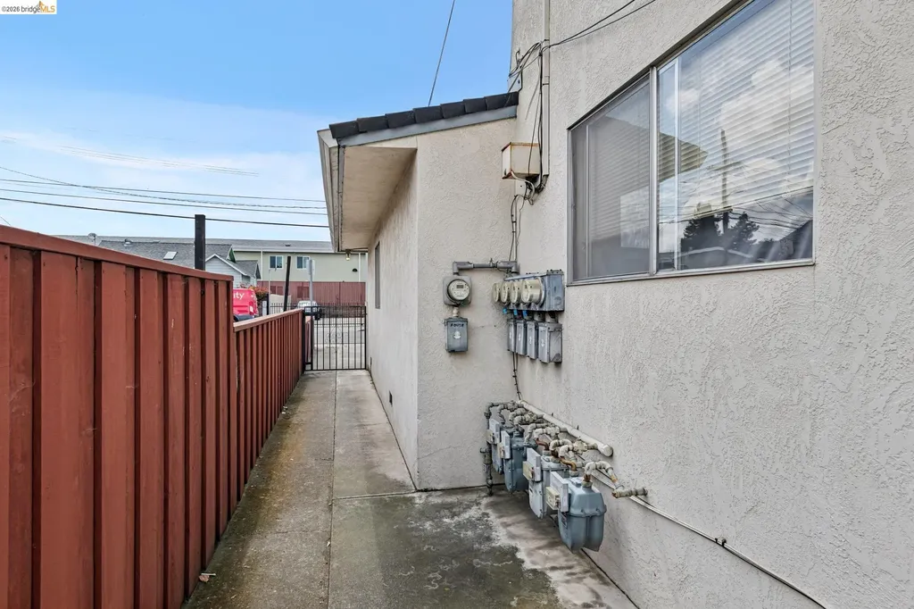1475 166th Avenue Ashland CA 94578