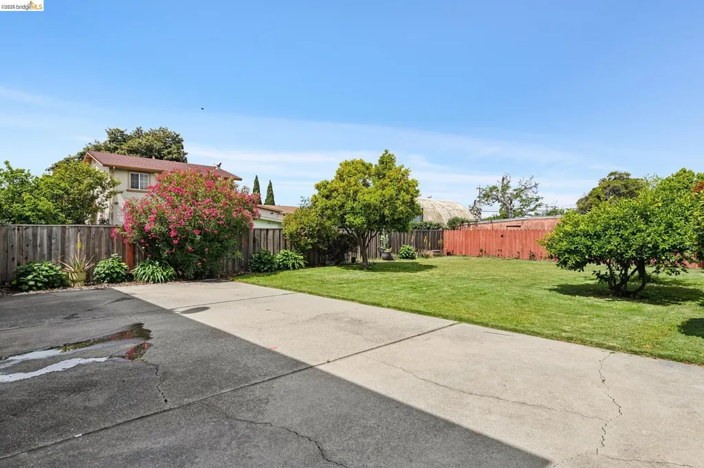 1475 166th Avenue Ashland CA 94578