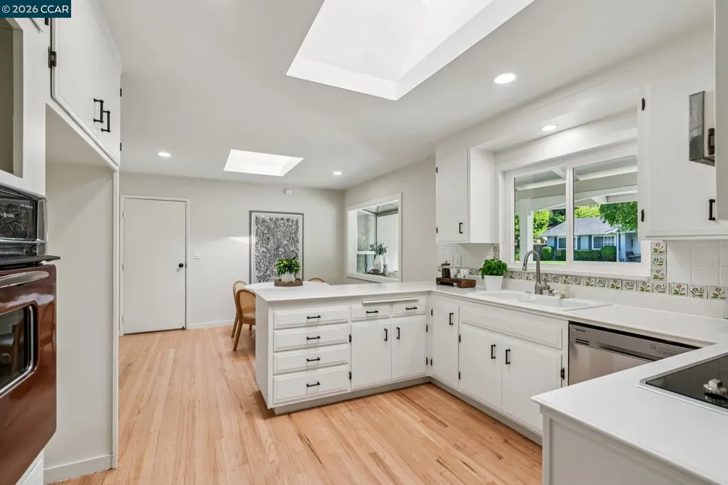 152 Tharp Drive Moraga CA 94556