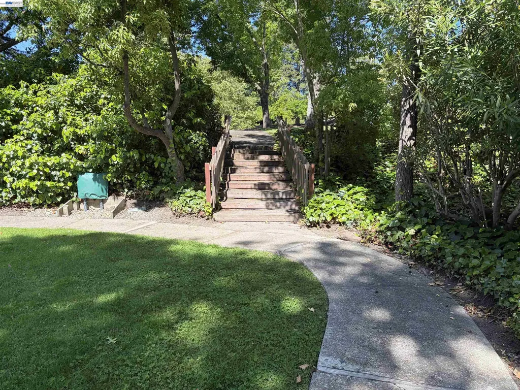 408 Old Orchard Court Danville CA 94526