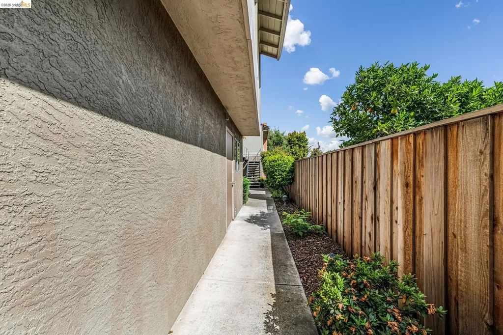 76 Oakes Boulevard San Leandro CA 94577