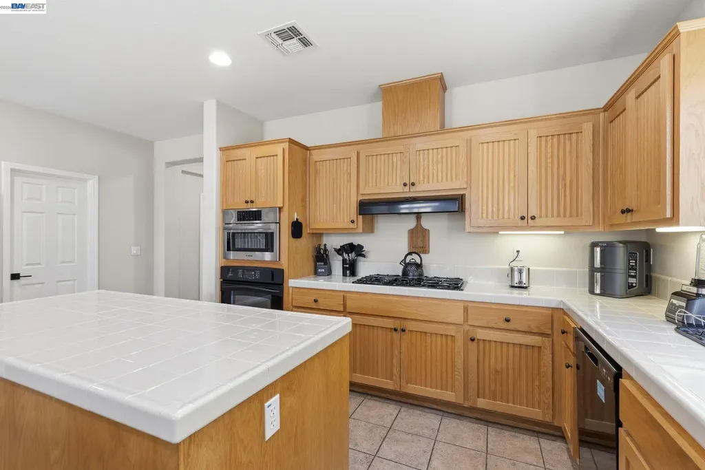 6845 New Melones Circle Discovery Bay CA 94505