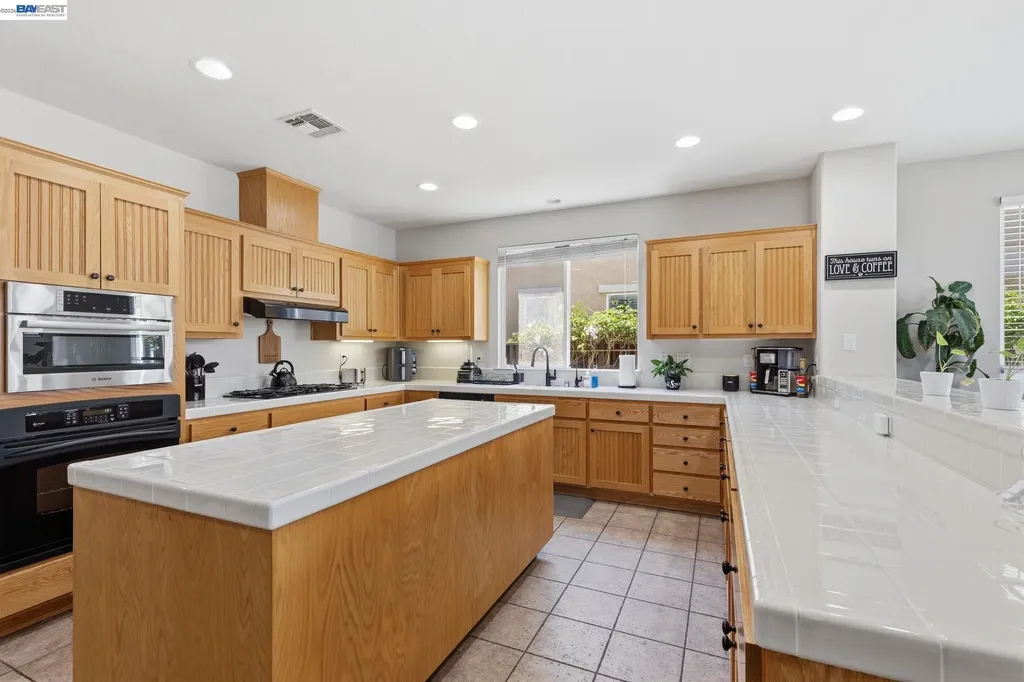 6845 New Melones Circle Discovery Bay CA 94505